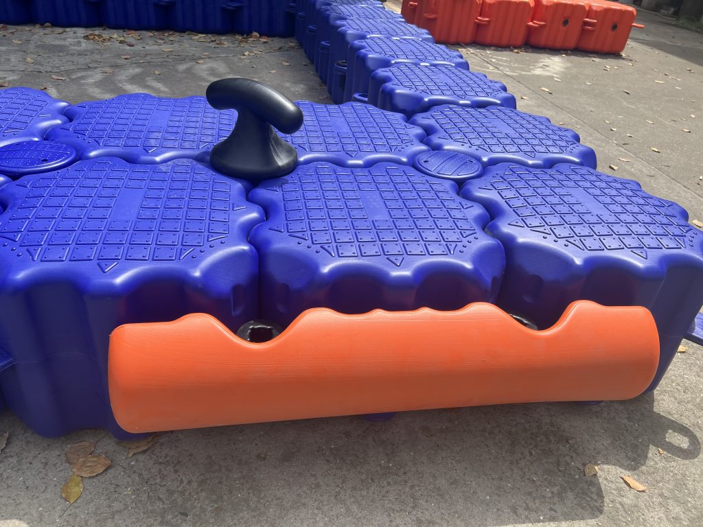 cbd303efc141274717594a427faf2b2